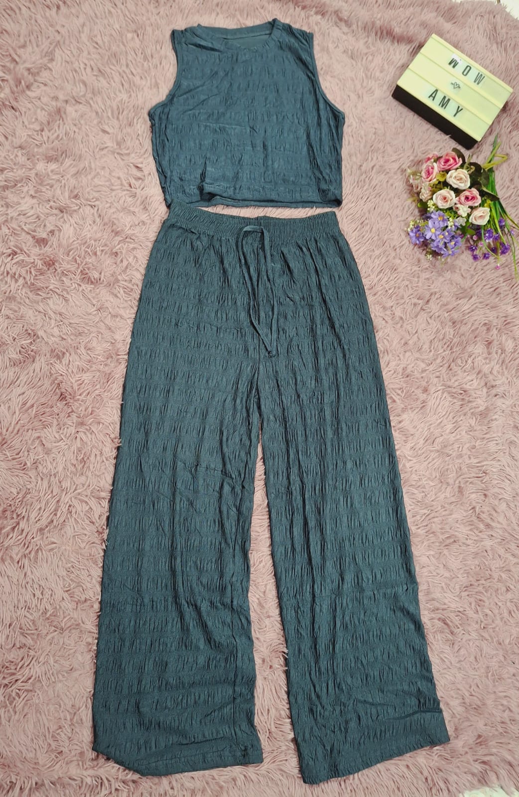 Conjunto de pantalón y blusa sin mangas