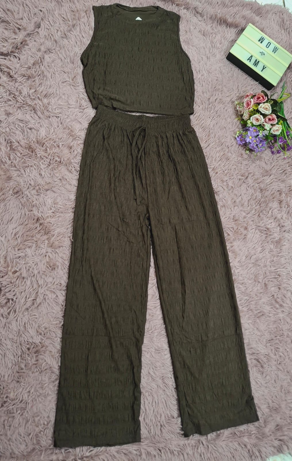 Conjunto de pantalón y blusa sin mangas