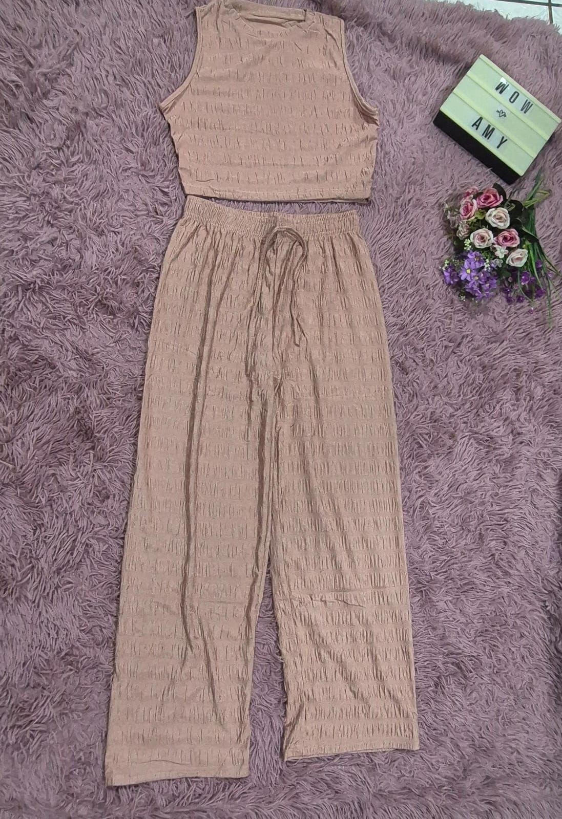 Conjunto de pantalón y blusa sin mangas